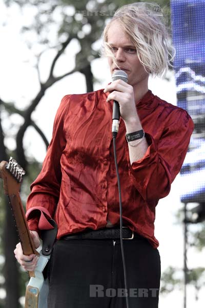 CONNAN MOCKASIN - 2011-09-10 - PARIS - Parc de Bagatelle - 